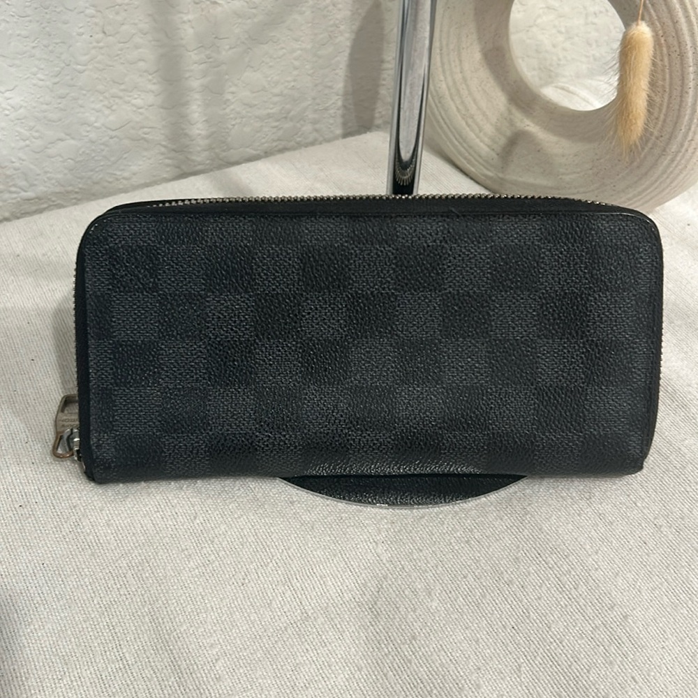 Authentic Louis Vuitton Damier Graphite Long Wallet Purse/SP4028.